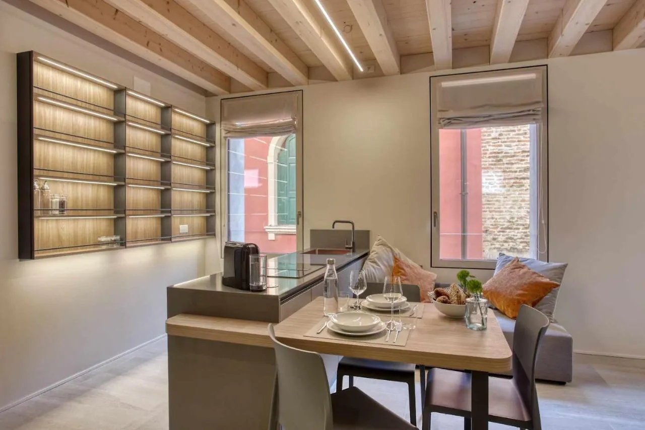 Do Pomi Suite Treviso Italy