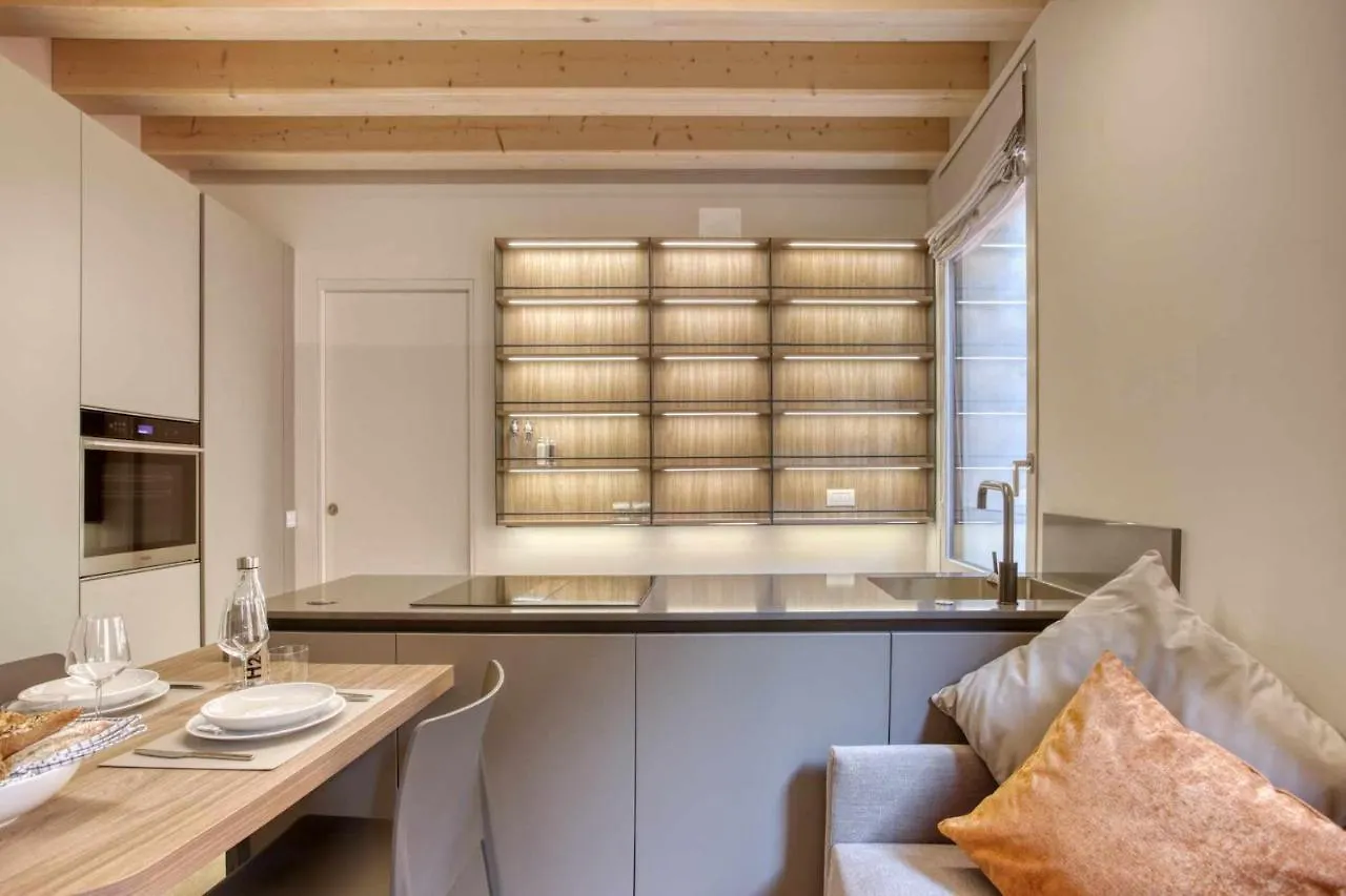 Do Pomi Suite Treviso Apartament