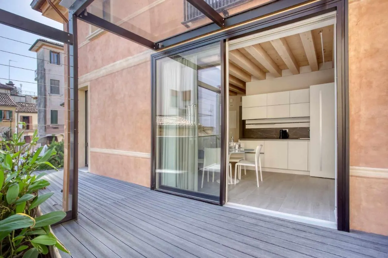 Do Pomi Suite Treviso Italy