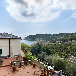 https://casa-laigueglia.hotelitalianriviera.com