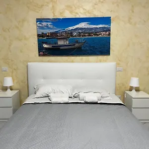 https://stonehouse2.sicilyhotelsitaly.net